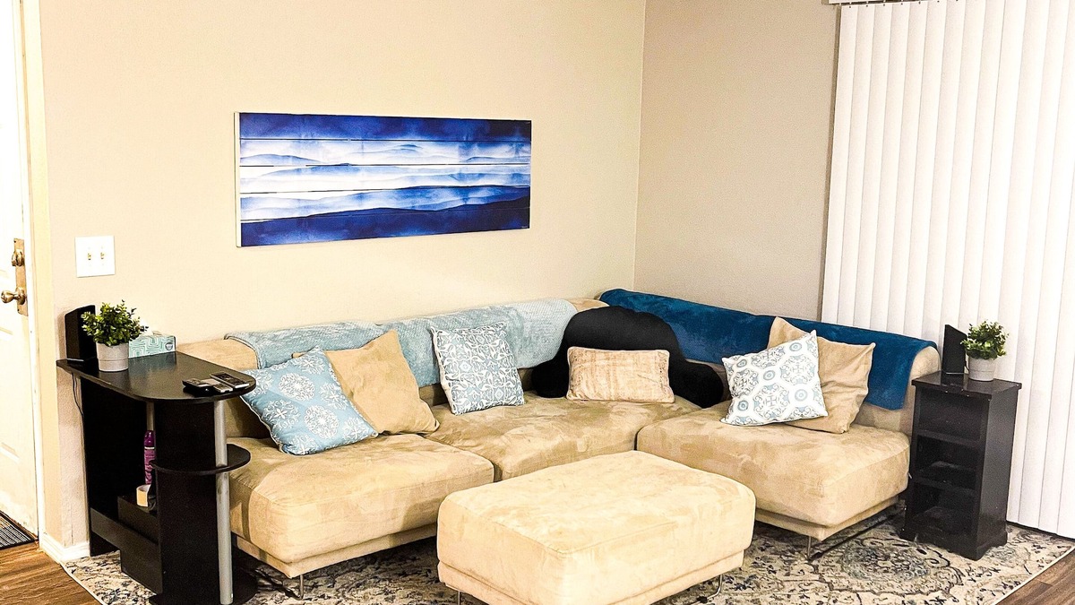 Centennial Apartment | Spacious 1B w/Parking!