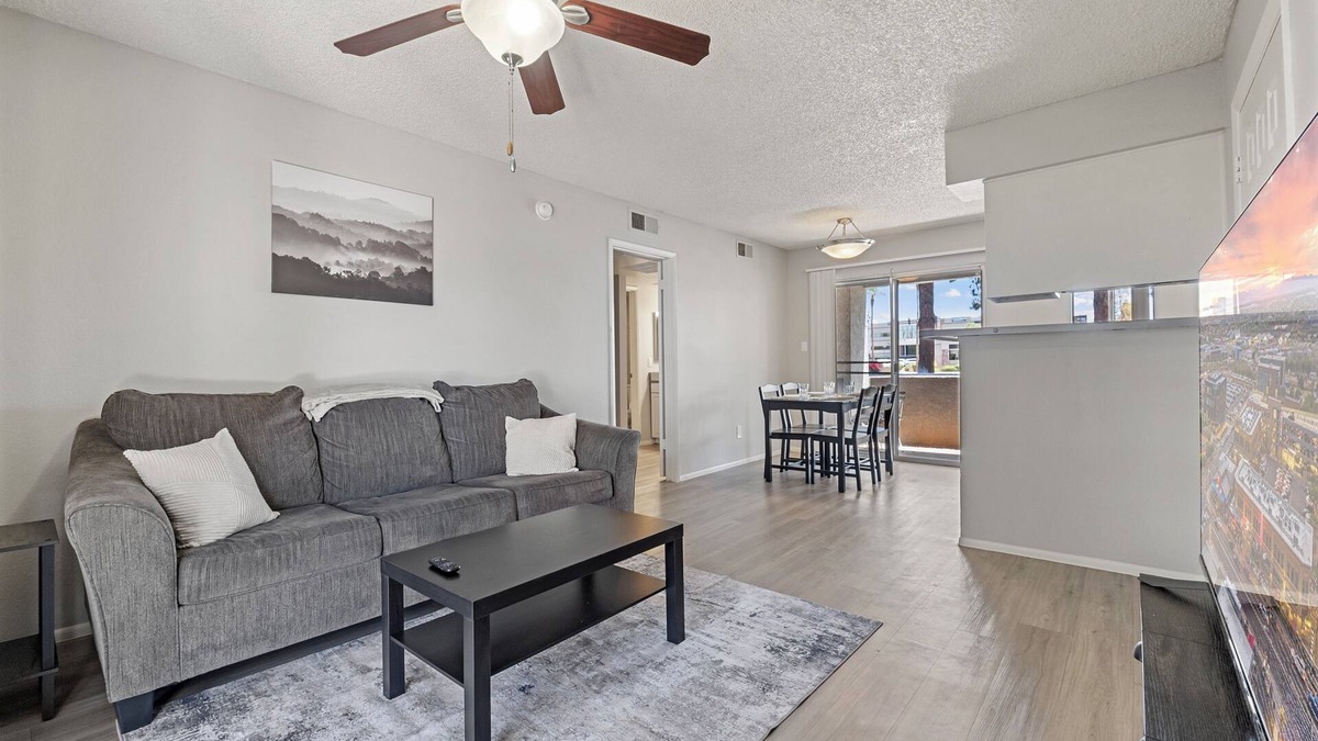 Gilbert Apartment | Spacious 1BR for Work or Rest