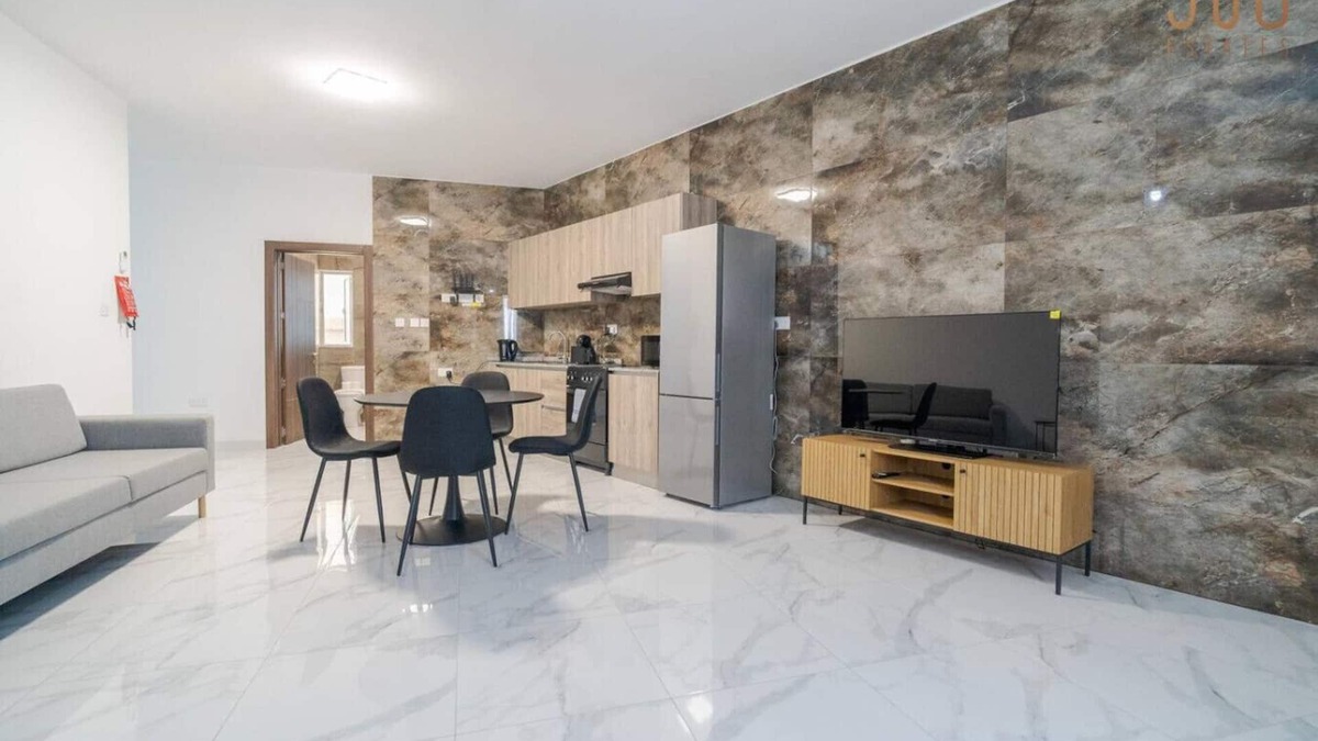 Tarxien Apartment | Spacious 1BR home with comfortable bed w/WIFI & AC