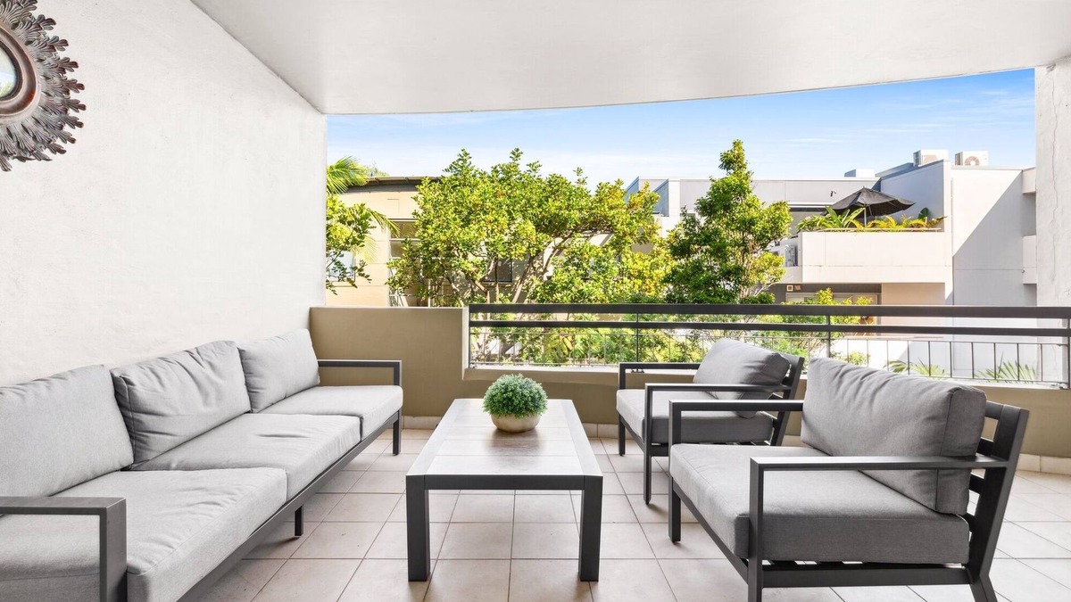 Avalon Beach Apartment | Spacious 2-Bed, 2-Bath Moments from Avalon Beach