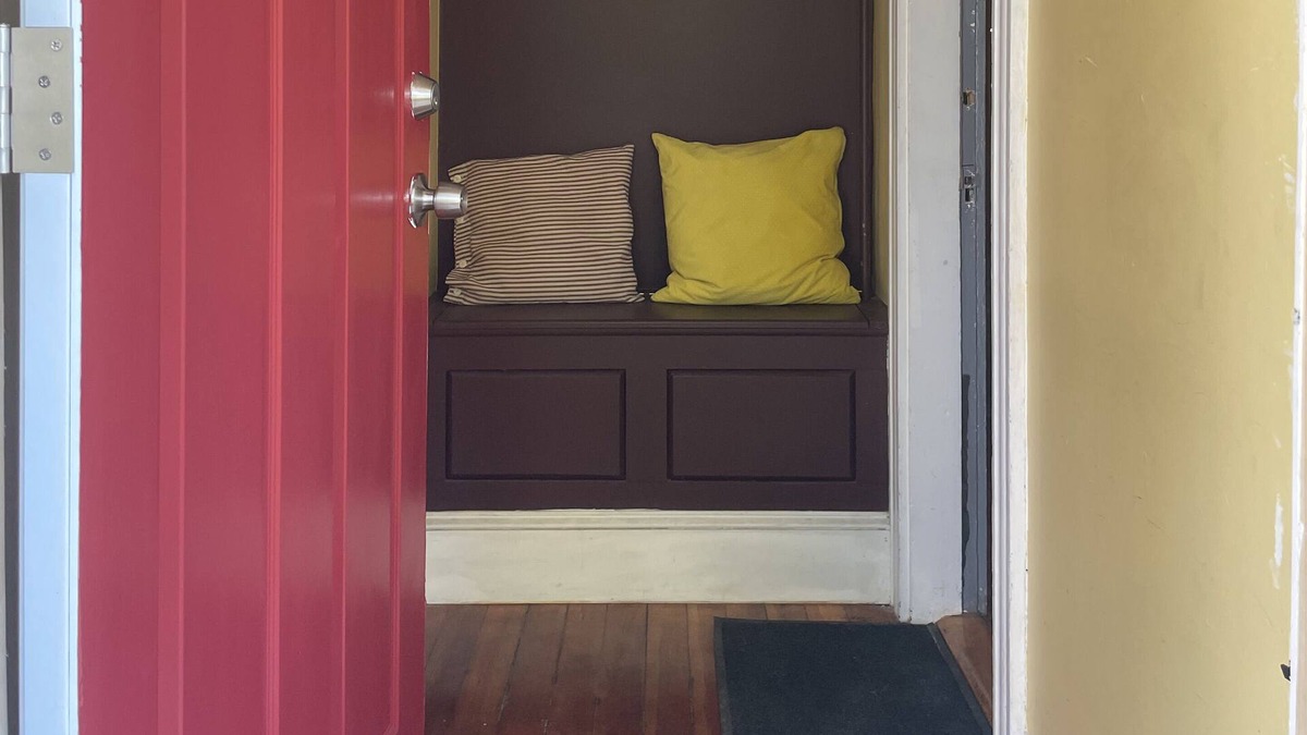 Attleboro Apartment | Spacious 2-bed 2-bath bi-level apartment in the middle of fun!