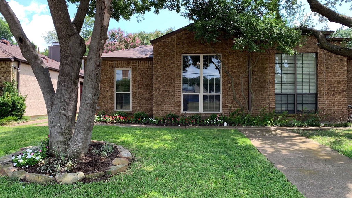Lower Greenville House | Spacious 2 bed/2bath Beautifully Updated in Lower Greenville/Lakewood