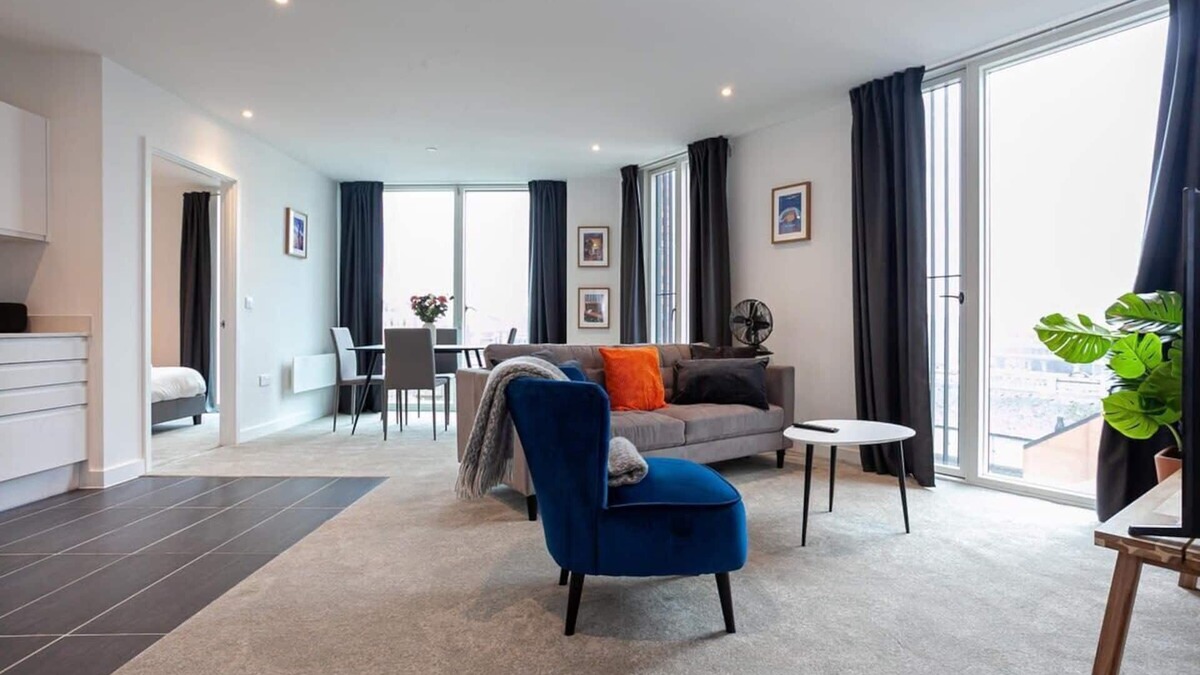 Northern Quarter Apartment | Spacious 2 Bed Apartment in Central Manchester