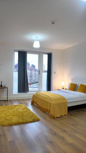 Haverstock Apartment | Spacious 2 Bed Apart with Patio in Camden WR201