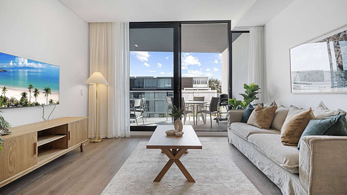 North Fremantle Apartment | Spacious 2-Bed Apartment in North Fremantle