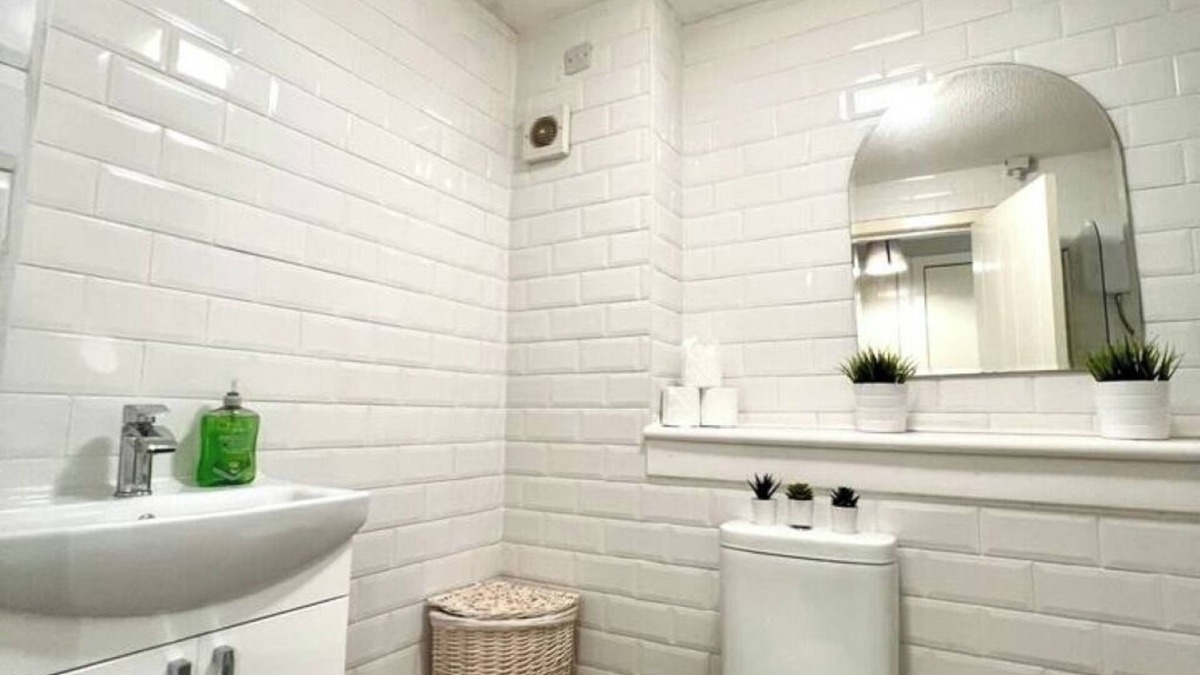 North Glasgow Apartment | Spacious 2 Bed-Flat in Glasgow City - Free Parking