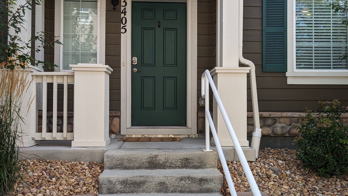 Commerce City House | Spacious 2 bedroom townhome close to DIA and hospitals.