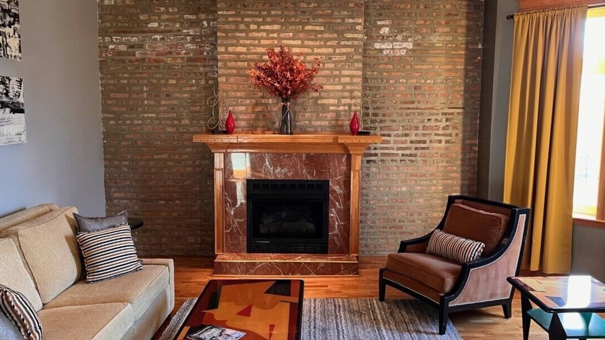 Grand Boulevard Condo | Spacious 2 bedroom 2 bath 10 Minutes to Down Town