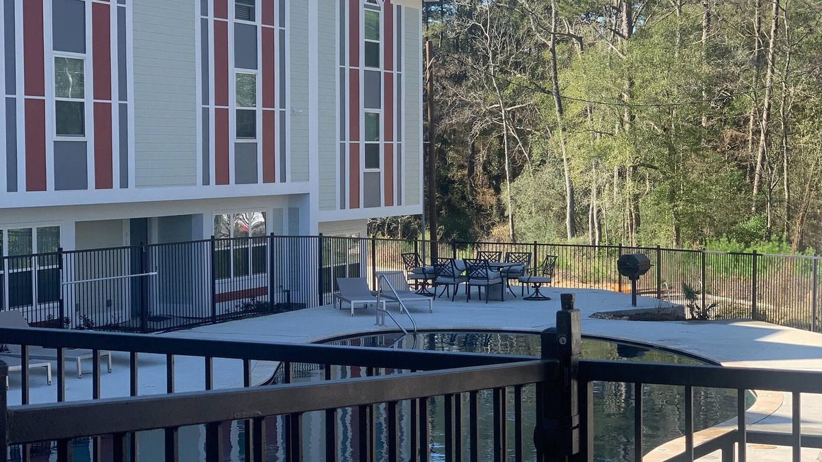 Huntsville Apartment | Spacious 2 Bedroom/ 2.5 Bathroom Soundproof Apartment for Rent. Close to town!