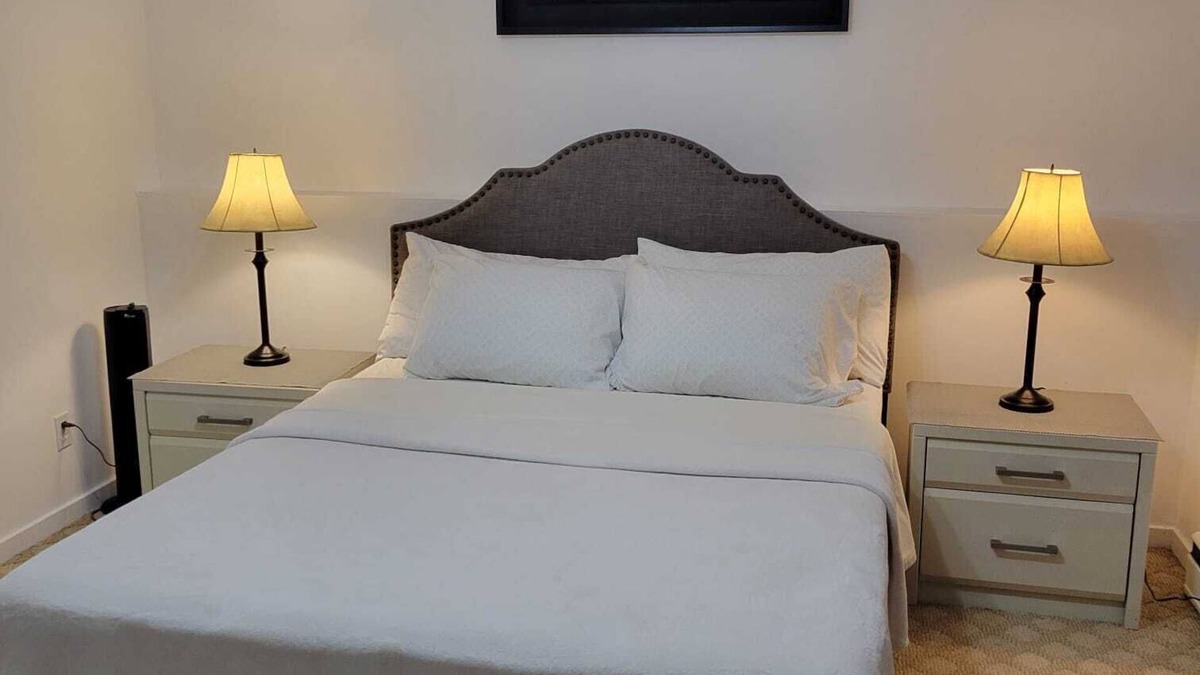 Terra Nova House | Spacious 2 bedroom apartment in St. John's