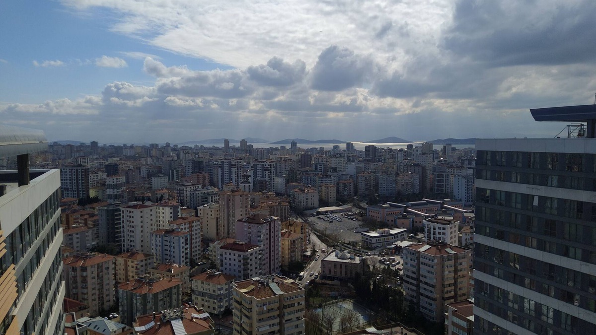 Kadikoy Condo | Spacious 2 bedroom apt.