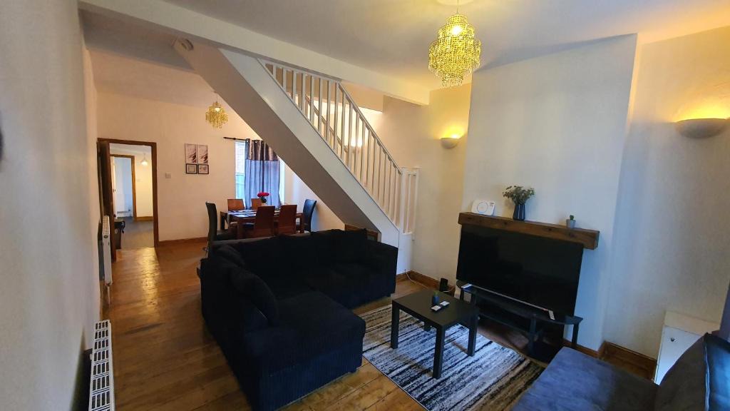 Erdington Apartment | Spacious 2 Bedroom Home in Birmingham