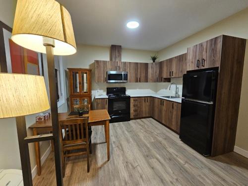 Downtown Gatineau Apartment | Spacious 2 Bedroom Loft Apt #7