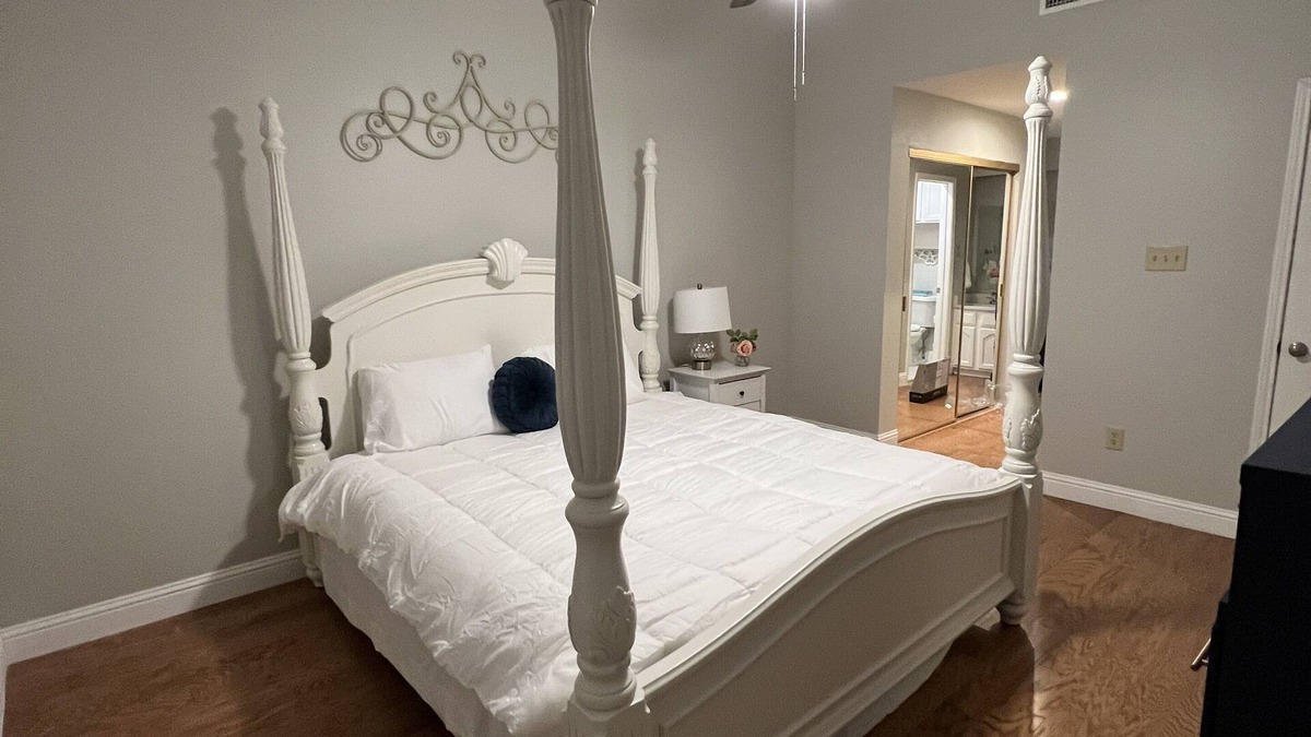 South Arlington House | Spacious 2BD 2BA FreeWiFi Parking 12 mi - AT&T Stadium, Globe Life Field, TLive!