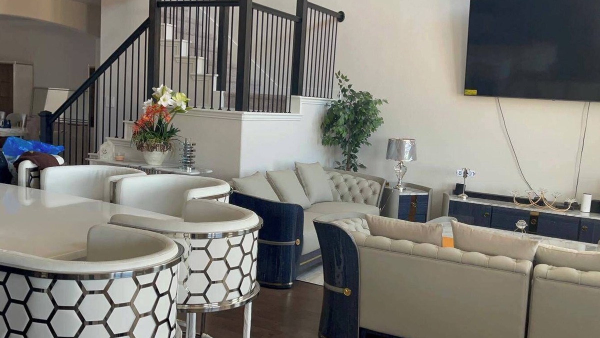 Sunnyvale House | Spacious 2Bedroom w/Fireplace Sleeps 4 Bbq Lake