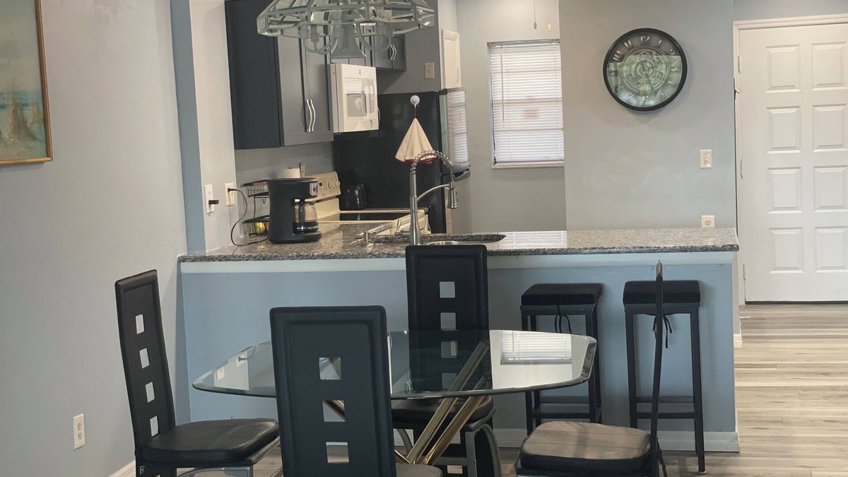 Lochmoor Waterway Estates Condo | Spacious 2BR condo top floor with water views in enjoyable North Fort Myers