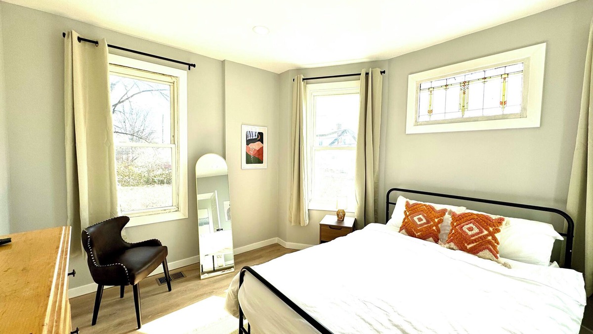 Westwood Apartment | Spacious 2BR Cincinnati Apt | Prime Location