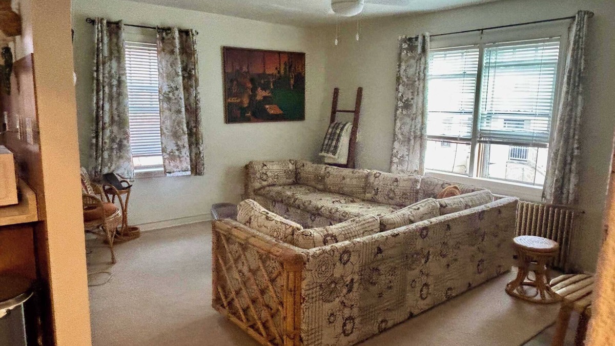 Duquesne Apartment | Spacious 2BR Getaway - Near City -Easy Parking