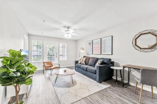 Pleasant Valley Apartment | Spacious 2BR King Suites w Pool, Gym, Laundry - Close to Downtown