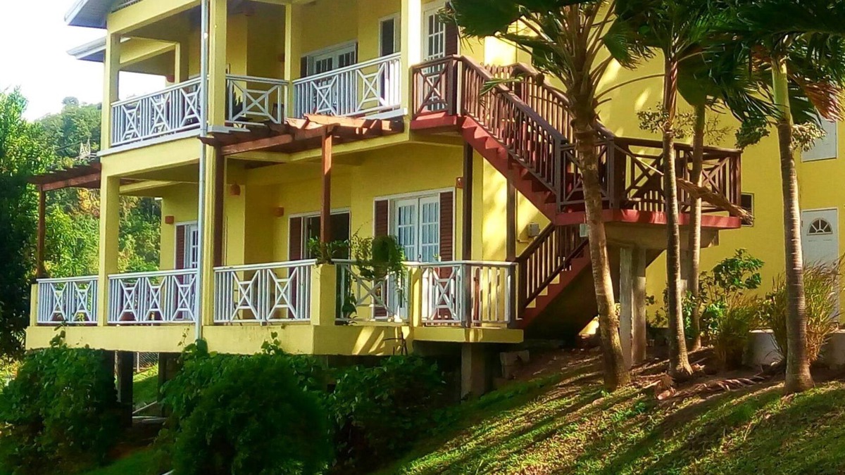 Castries Apartment | Spacious 2BR Villa, Stunning Caribbean Sea View, 10 mins from the beach!