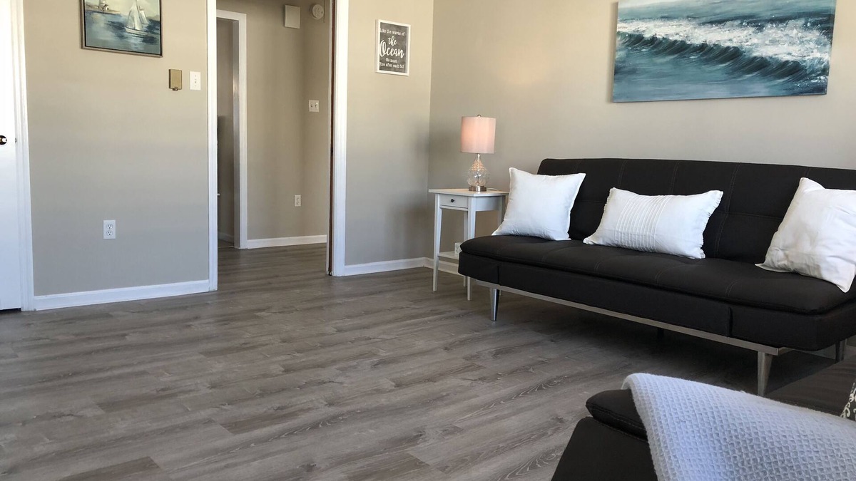 North End Condo | Spacious 2nd fl- two bedroom Condo F