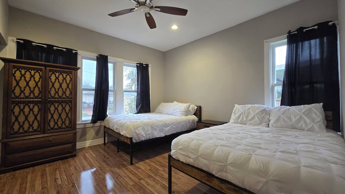 Humble House | Spacious 3-Bed, 2-Bath Retreat – Perfect for Families & Groups!
