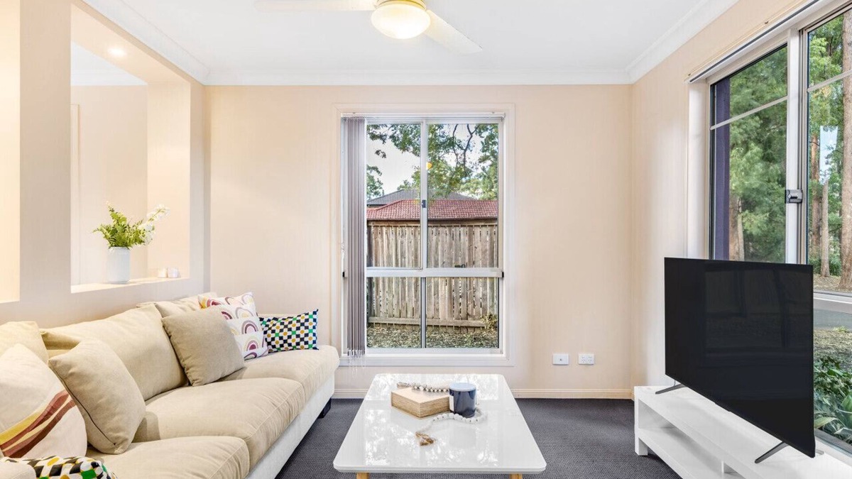 Sunnybank Hills House | Spacious 3-bed Retreat 1min to Mall @SunnybankHill