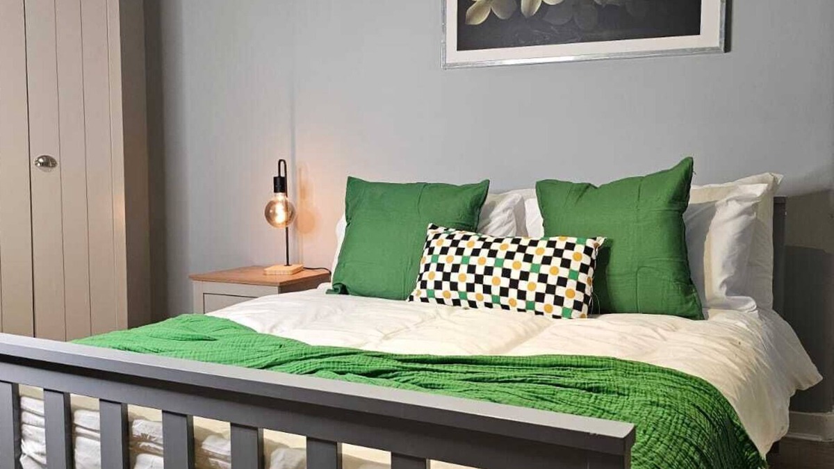 Gorgie Apartment | spacious 3 bedroom free parking
