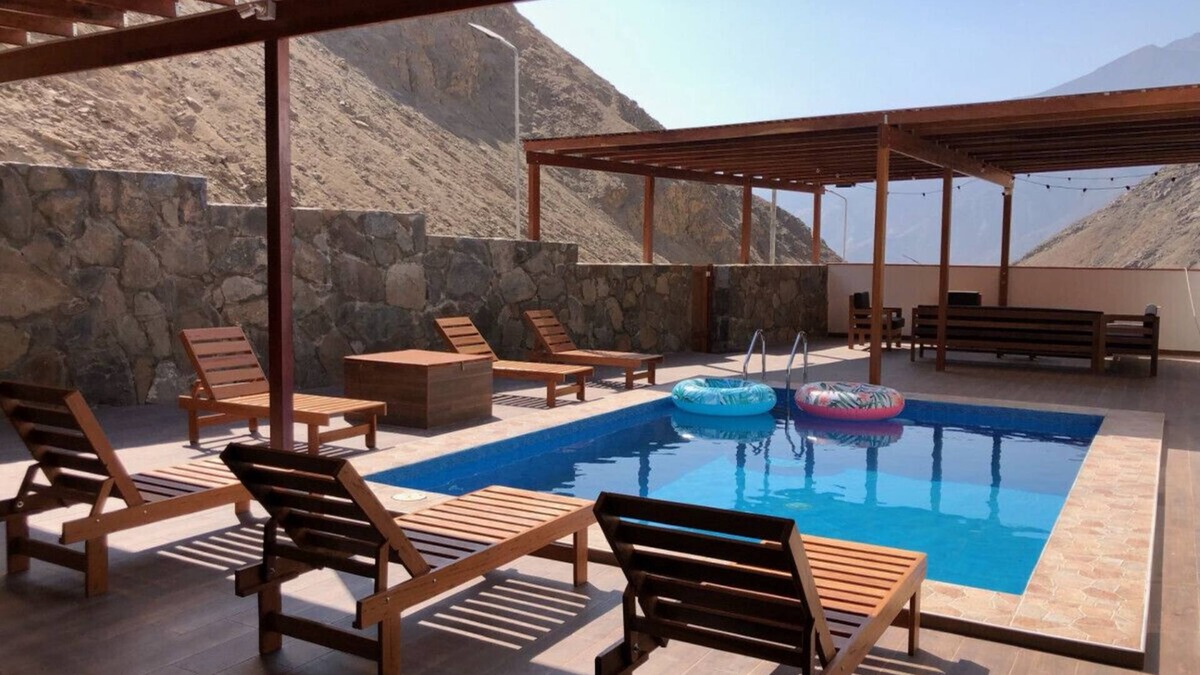 Calango Apartment | Spacious 3-bedroom and 2 bathroom home with private pool and patio and free Wi-Fi
