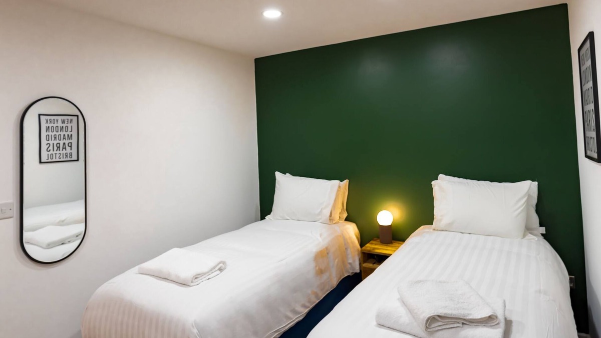 Bristol Apartment | Spacious 3 bedroom apartment in City Centre