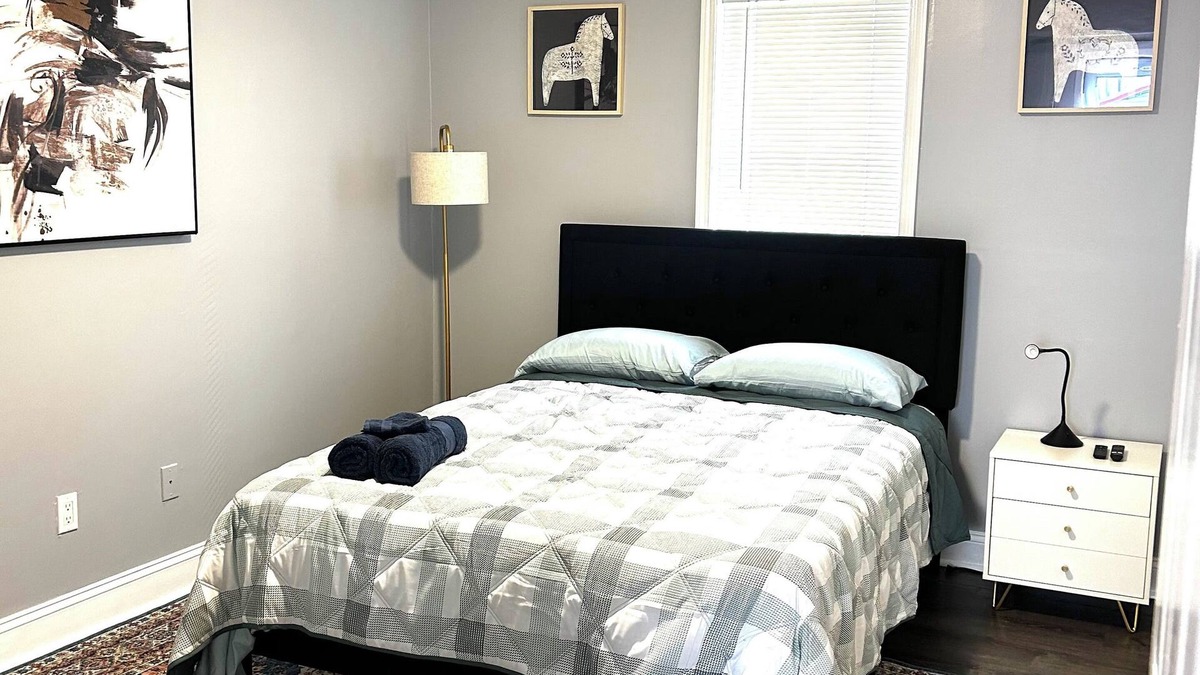 Mattapan Apartment | Spacious 3-bedroom apartment in cool Boston with AC, WiFi