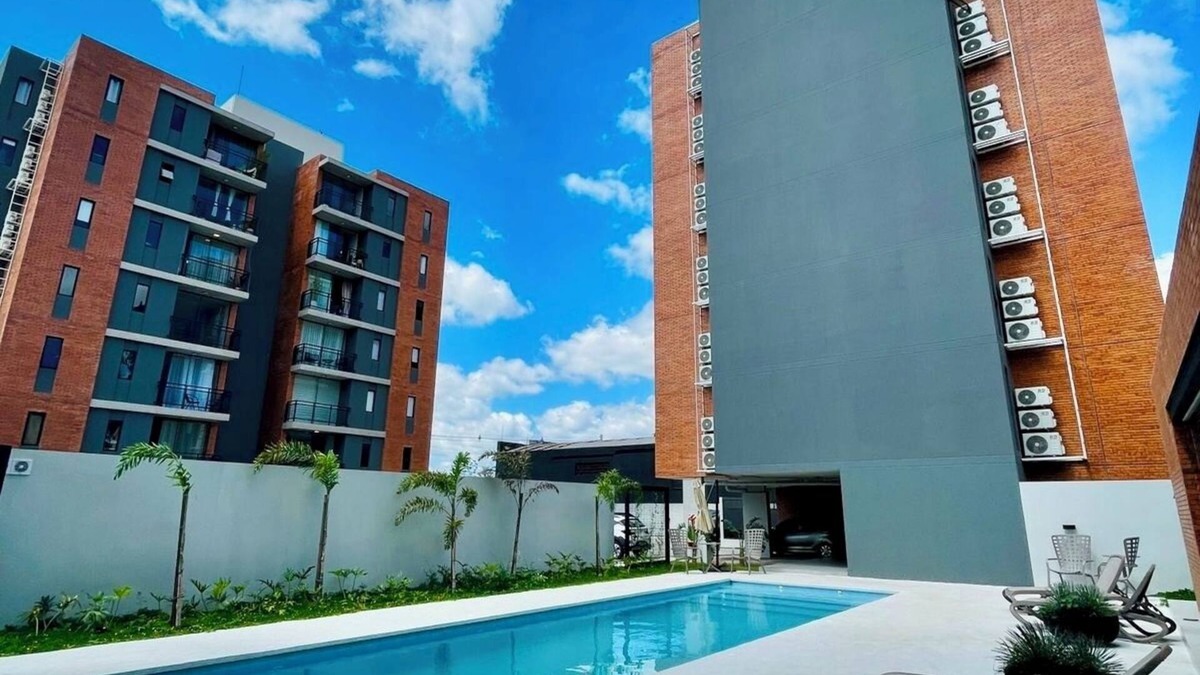 Luque Apartment | Spacious 3-Bedroom Apartment with Fitness Center and WiFi in Charming Luque