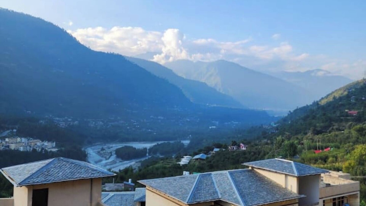 Mohal Apartment | Spacious 3-bedroom corporate apartment in pleasant Kais with WiFi
