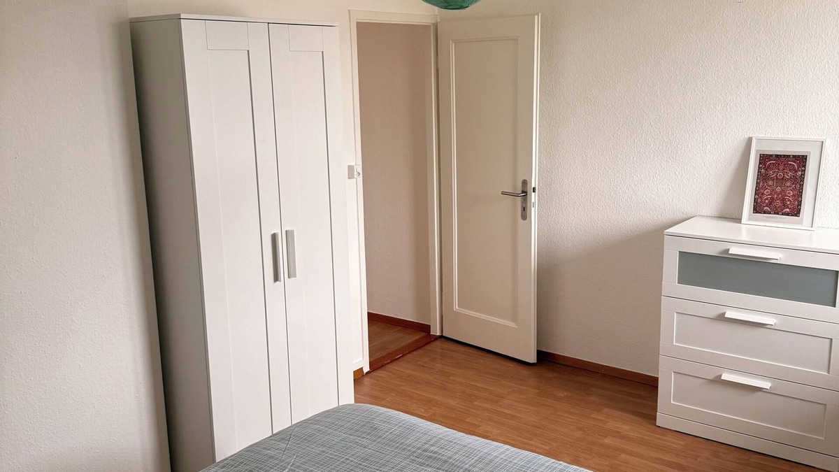 La Bourgogne Apartment | Spacious 3-bedroom duplex, Netflix, telecommuting