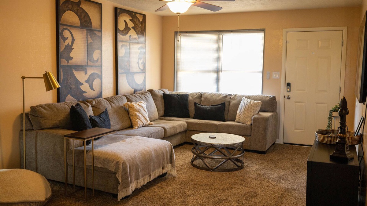 Del City House | Spacious 3-Bedroom Home - Pet Friendly with Fenced Backyard