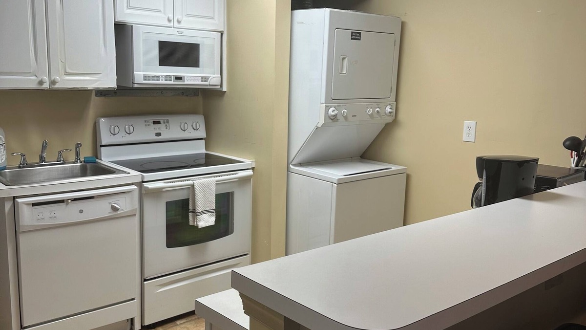 Cherry Hill Apartment | Spacious 3-bedroom 2nd floor unit with AC and WiFi in awesome Cherry Hill.