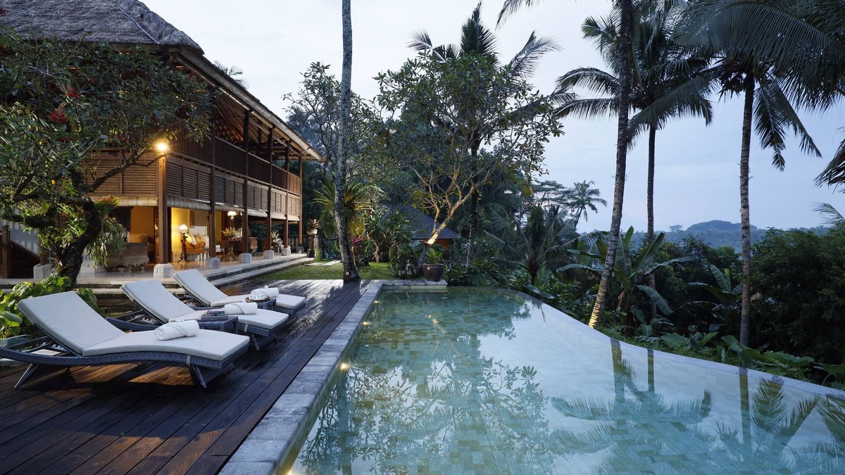Bongkasa Pertiwi Villa | Spacious 3 bedrooms in private villa with rice field view