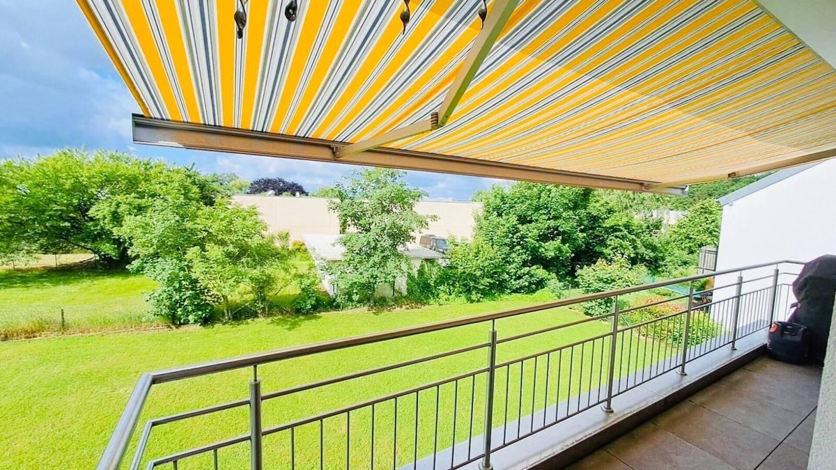 Kehlen Apartment | Spacious 3 Bedrooms with Garden View