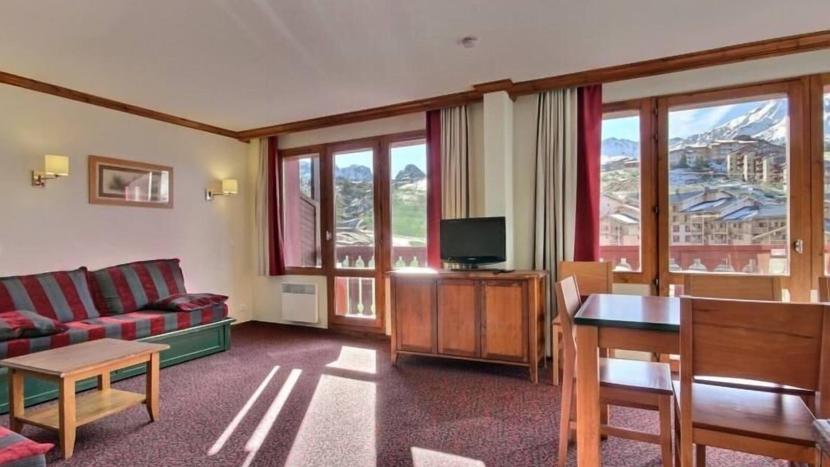 Plagne Soleil Apartment | Spacious 3-room apartment, top floor, ski-in/ski-out, pets allowed