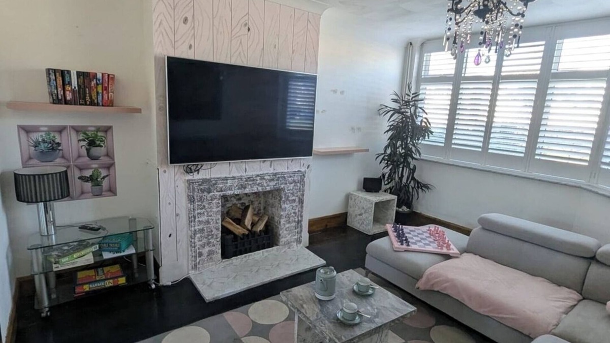 Ipswich House | Spacious 3B Home with Garden in Central Ipswich
