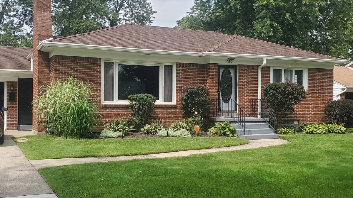 Amherst House | Spacious 3BR/2BA 20 mins from Niagara Falls & the Buffalo Bills Stadium