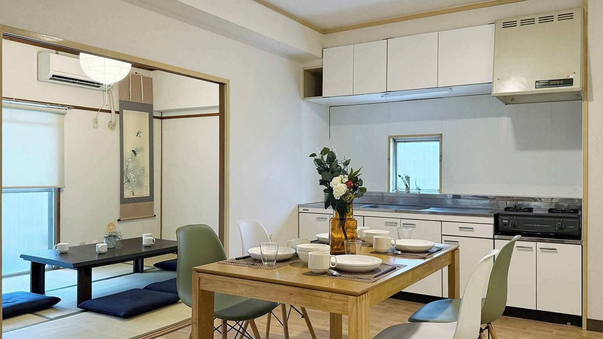 Hiroshima City Centre Apartment | Spacious 3BR Apt for 9 ppl near PeacePark
