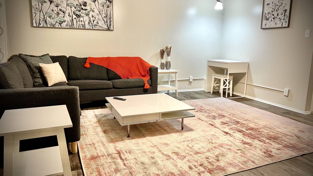 South Bend House | Spacious 4-bed home just 2 miles to ND