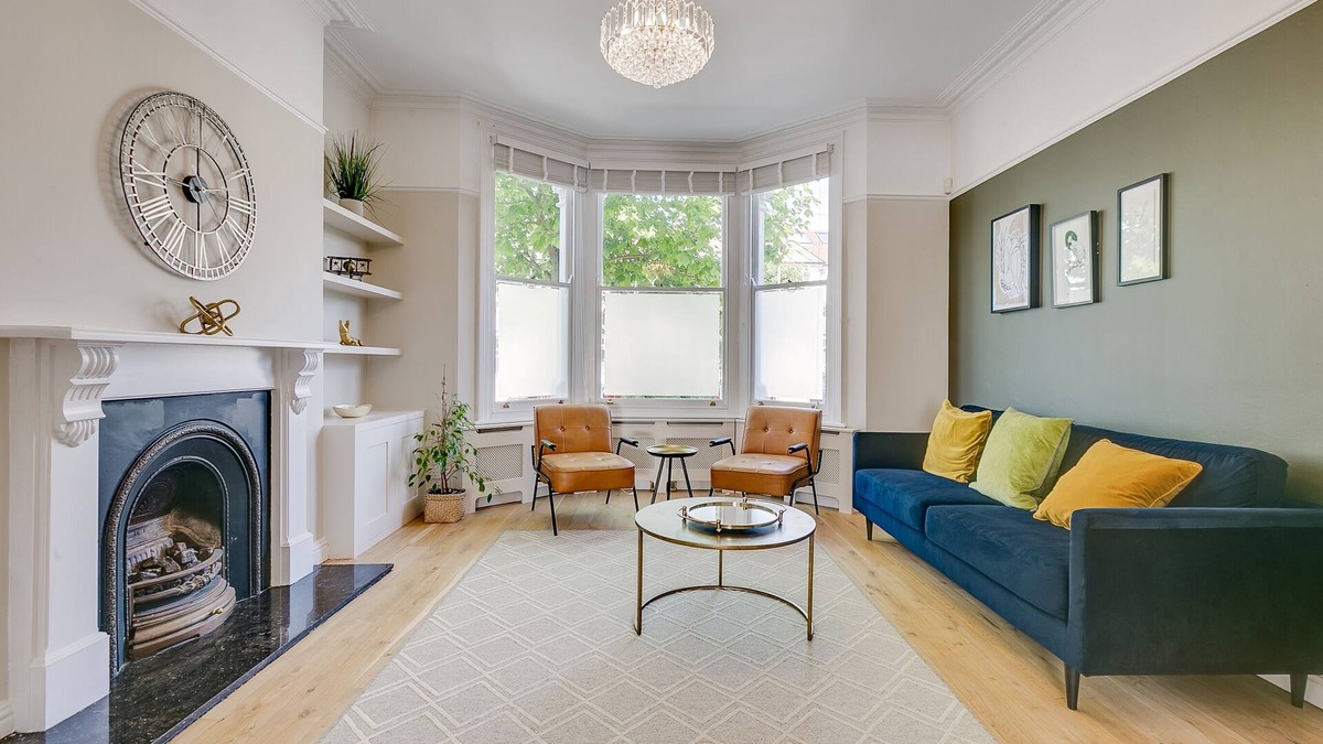 Nightingale House | Spacious 4-bed in Balham near Tube