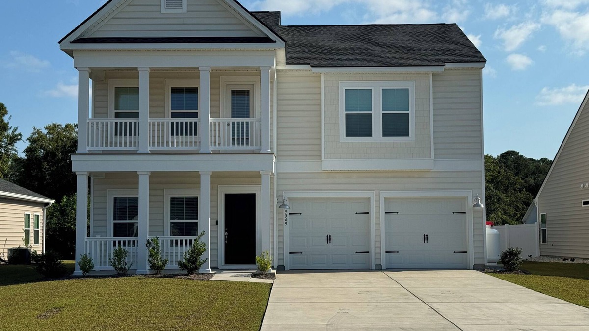 Sunset Beach House | Spacious 4-bedroom house in Carolina Shores/Calabash Beach Walk Community