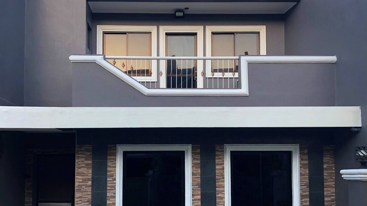 Kauswagan House | Spacious 4-bedroom City townhouse in Prime location, opposite Polymedic