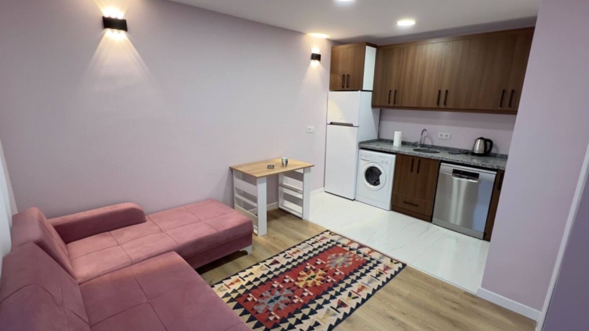 Golbasi Villa | Spacious 4-bedroom villa in gorgeous Ankara with AC, WiFi
