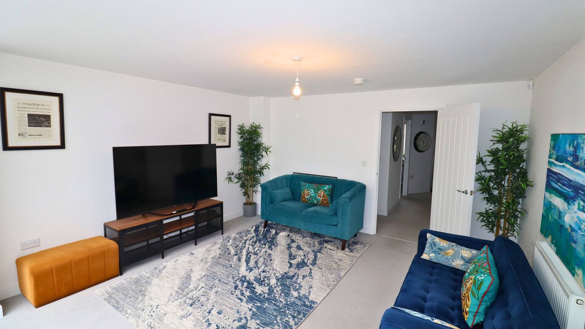 High Wycombe Ski Chalet | Spacious 4-Bedroom Home in Scenic High Wycombe