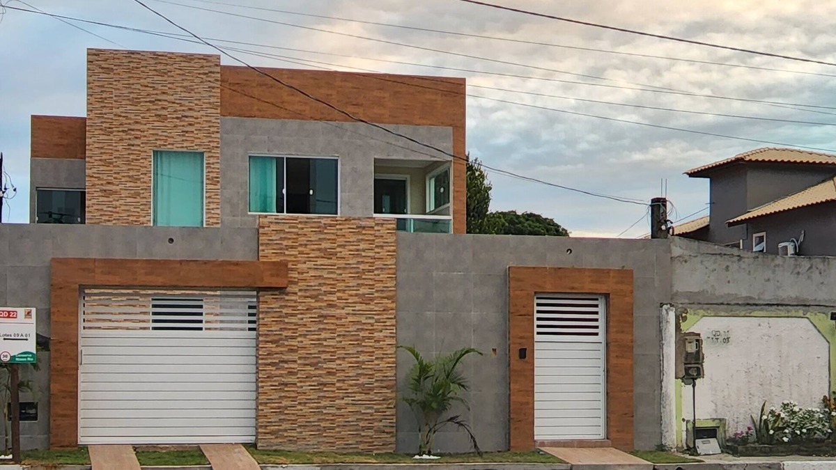Arembepe Condo | Spacious 4-bedroom, 5-bathroom condominium in gated community close to beach.