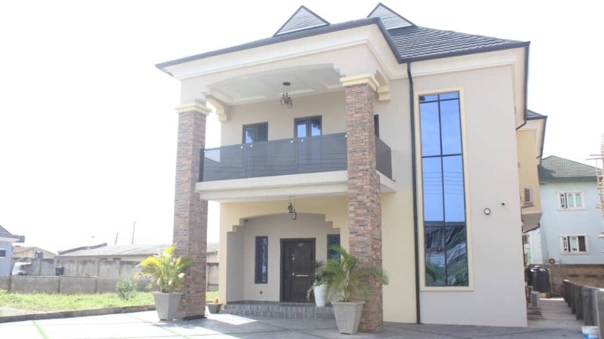 Nigeria House | Spacious 4-bedroom building in a secured and most accessible estate Ibadan.